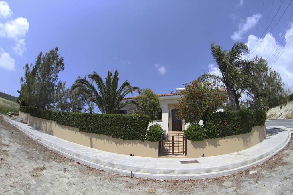 Eve Pissouri Xιnisteri Villa Room photo
